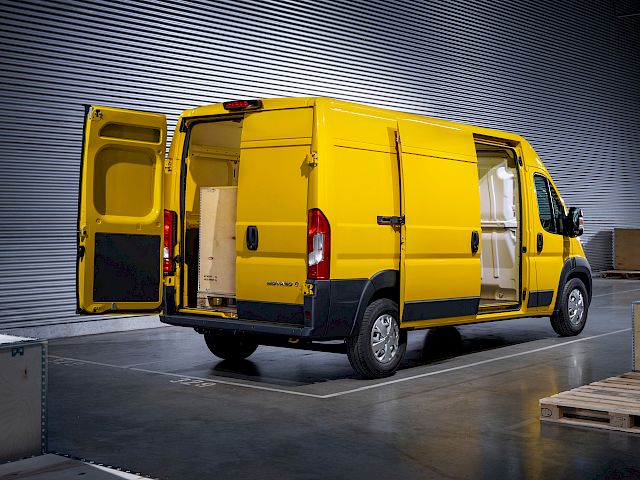 Opel Movano