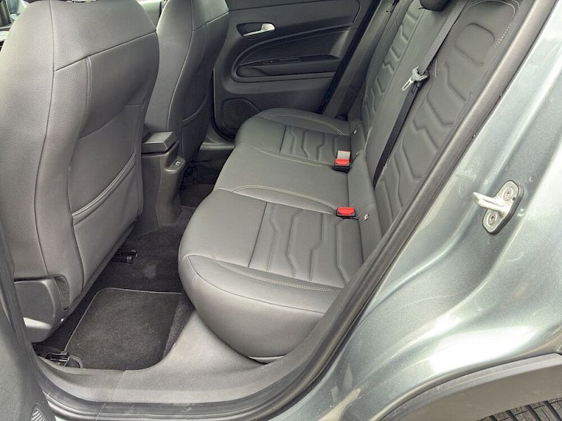 Jeep Avenger 4XE Upland