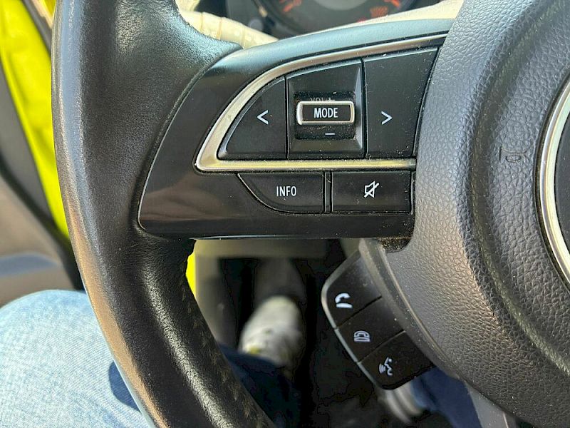 Suzuki Jimny Flash 4 SITZER Automatik!!!!
