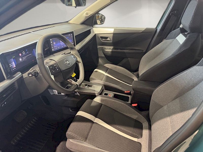 Opel Frontera 1.2 DI MHEV Edition Aut.