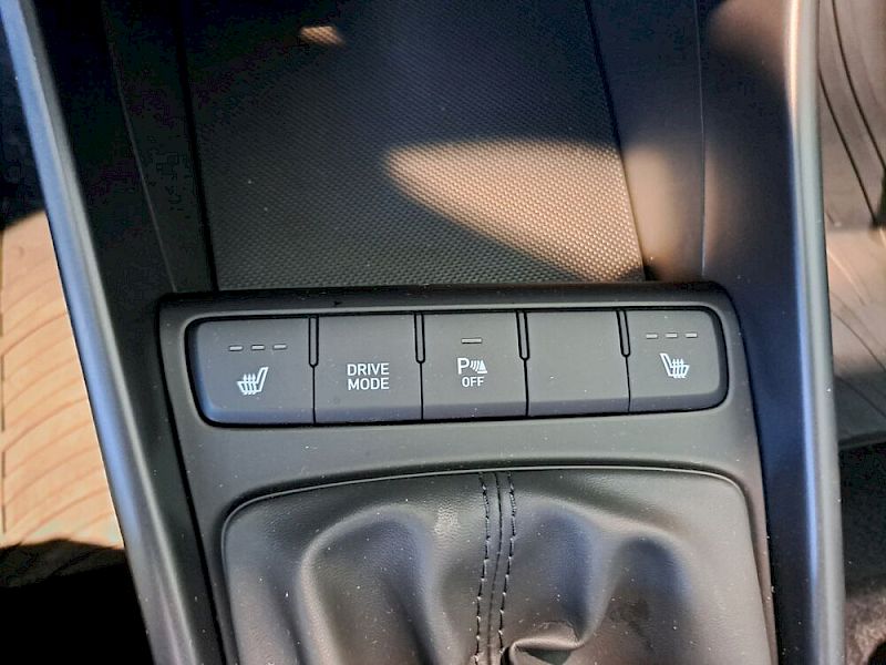 Hyundai Bayon BAYON i-Line Plus 1,0 T-GDI - y1bp2