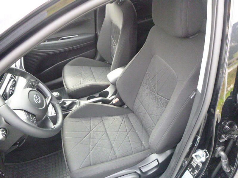 Hyundai Bayon BAYON i-Line Plus 1,0 T-GDi - y1bp2