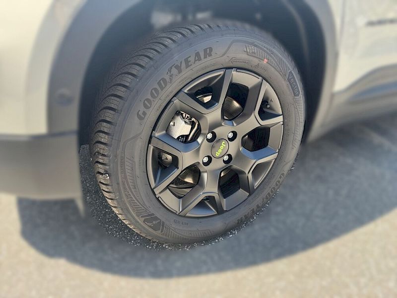 Jeep Avenger Overland Mild-Hybrid 4xe