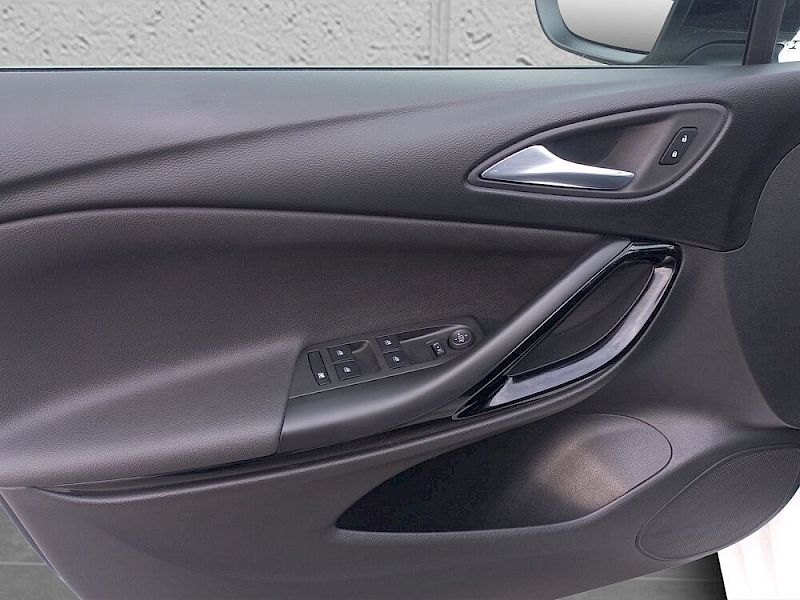 Opel Astra ST 1,5 CDTI Design&Tech