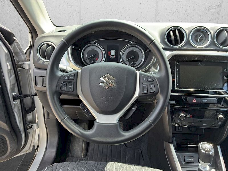Suzuki Vitara 1,4 GL+ DITC Hybrid ALLGRIP flash