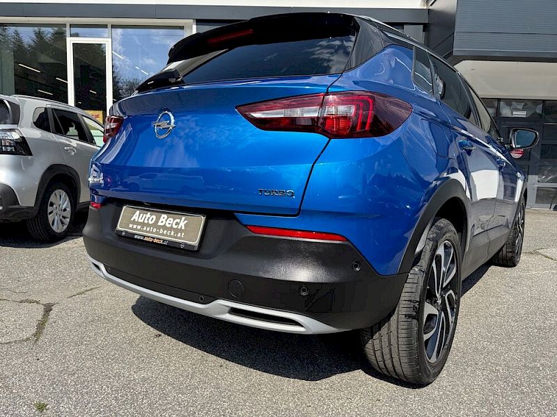 Opel Grandland X 1,2 Ultimate / 8-fach Bereifung