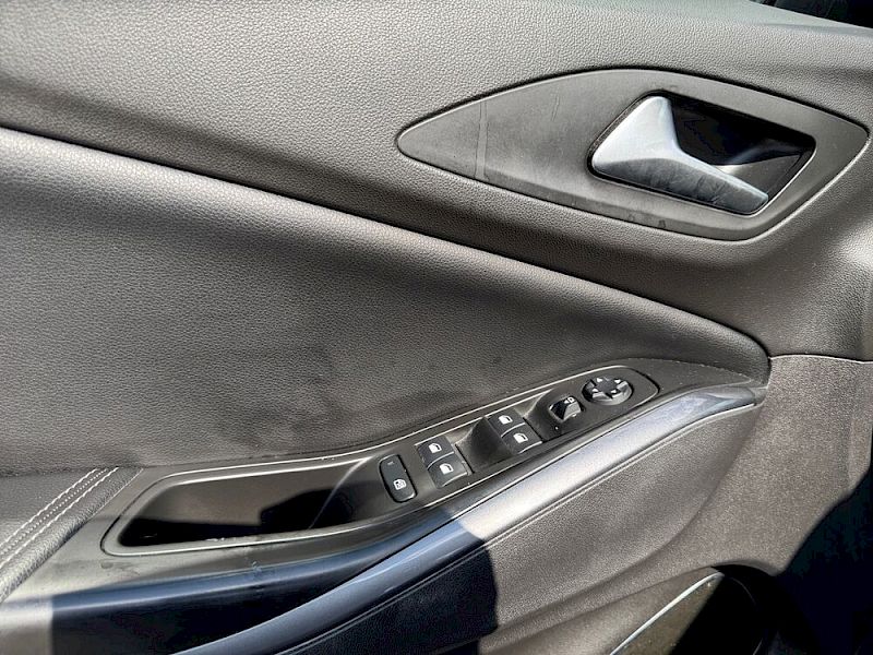Opel Grandland X 1,2 Ultimate / 8-fach Bereifung