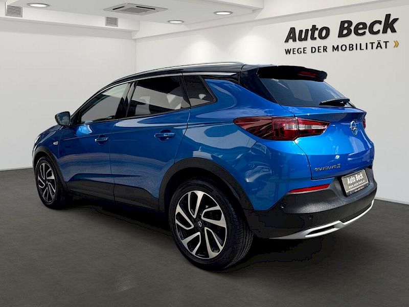 Opel Grandland X 1,2 Ultimate / 8-fach Bereifung