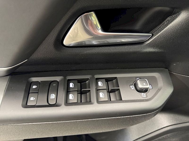 Jeep Compass 1.2 eDCT First Edition